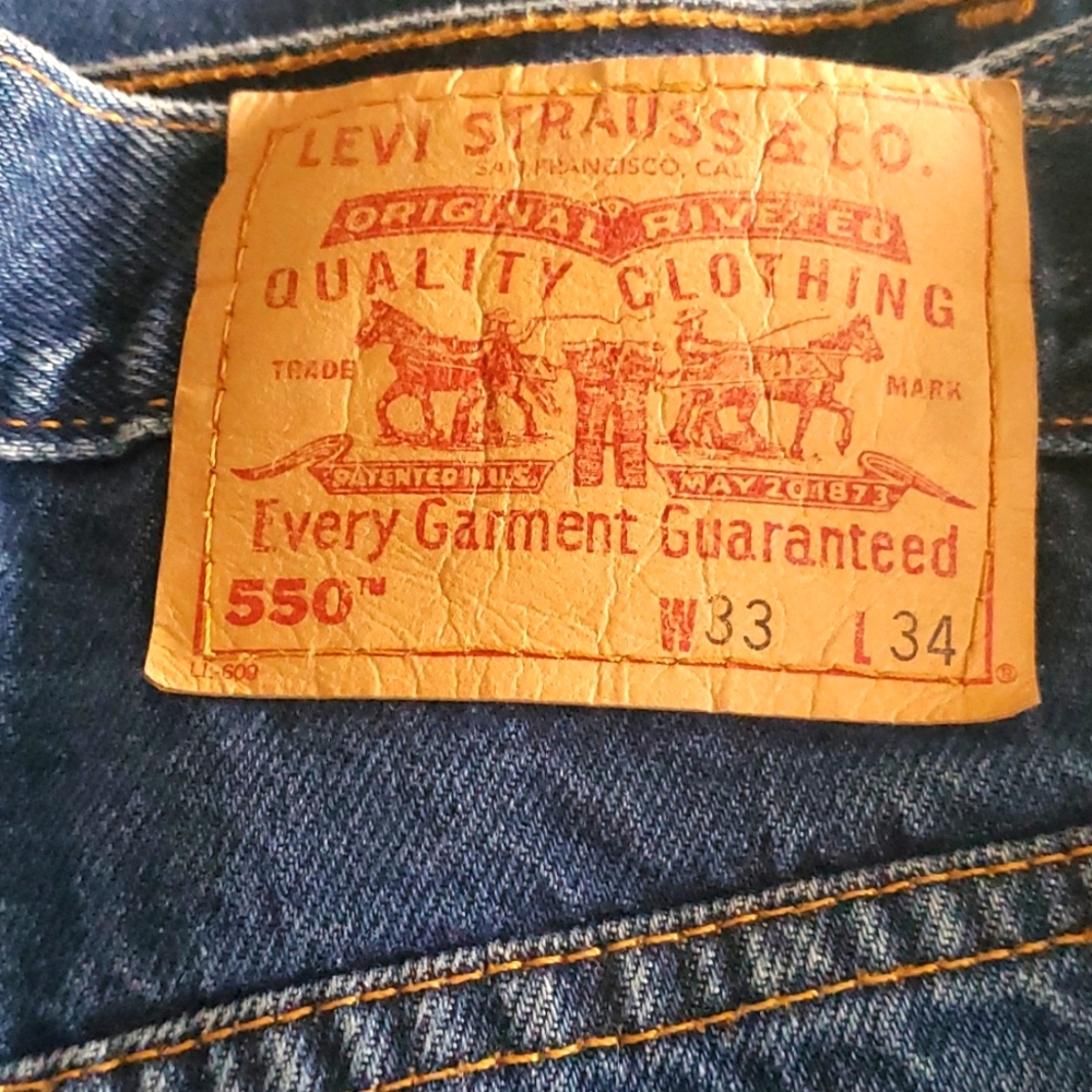 Levis 550